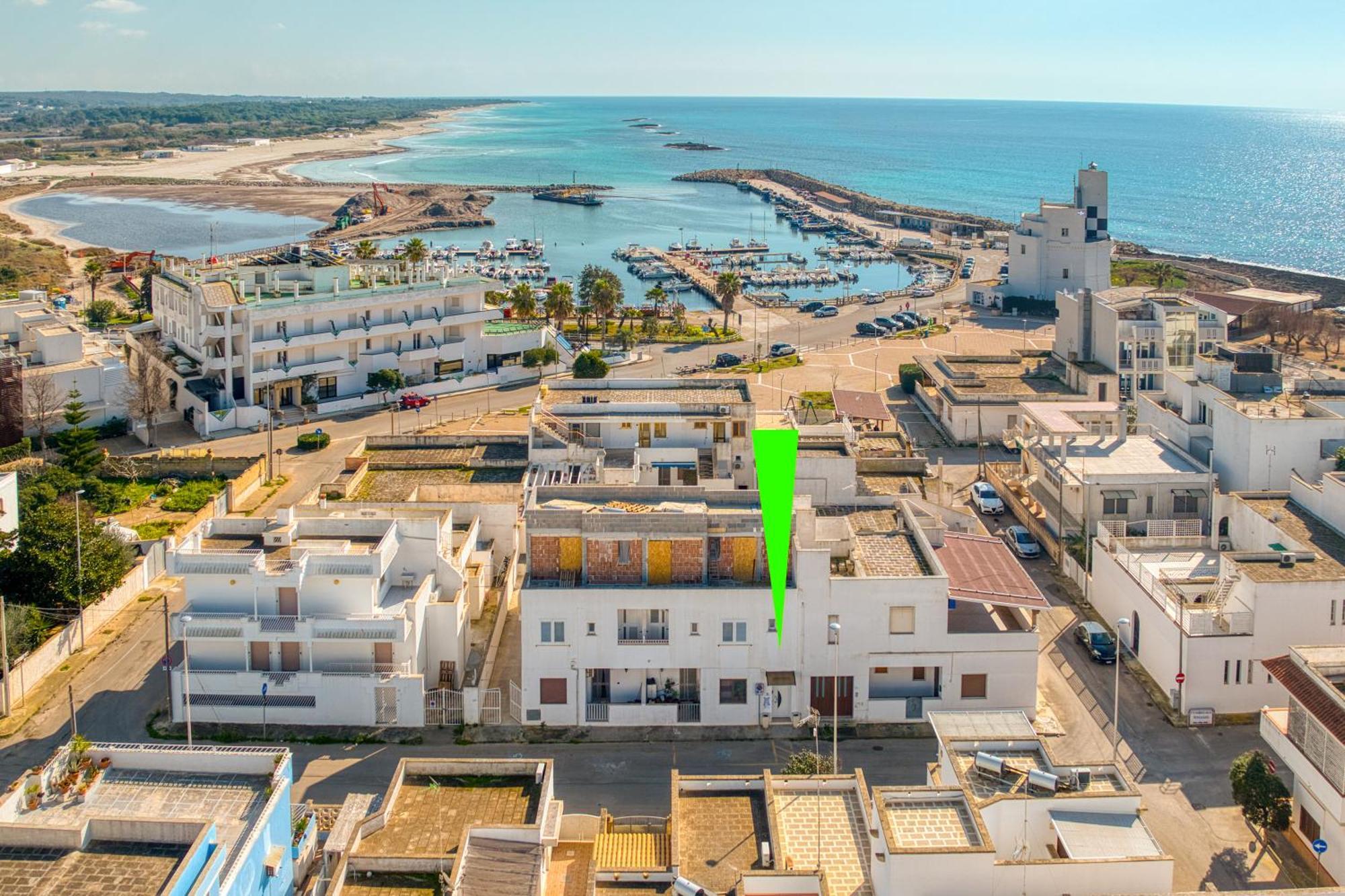 B&B Il Comandante A 100 M Dalla Spiaggia 托雷圣乔万尼乌 外观 照片